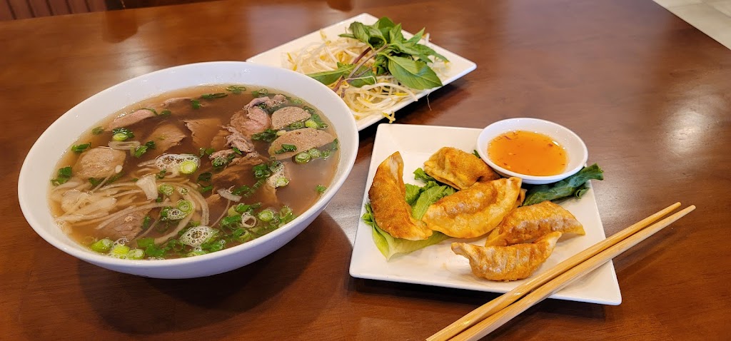 Hello Pho | restaurant | 16116 Meridian Ave E Ste L, Puyallup, WA 98375, USA | 2539048480 OR +1 253-904-8480