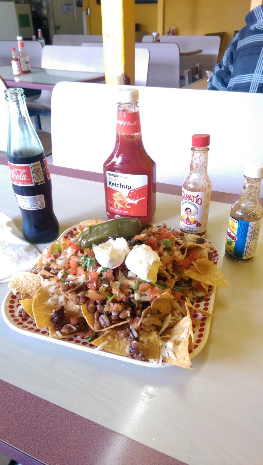 Oscars Tacos | restaurant | 40 Lisbon St, San Rafael, CA 94901, USA | 4154601000 OR +1 415-460-1000