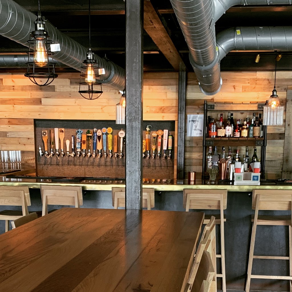 Lower Bar | restaurant | 151 S Main St, Stowe, VT 05672, USA | 8027606518 OR +1 802-760-6518