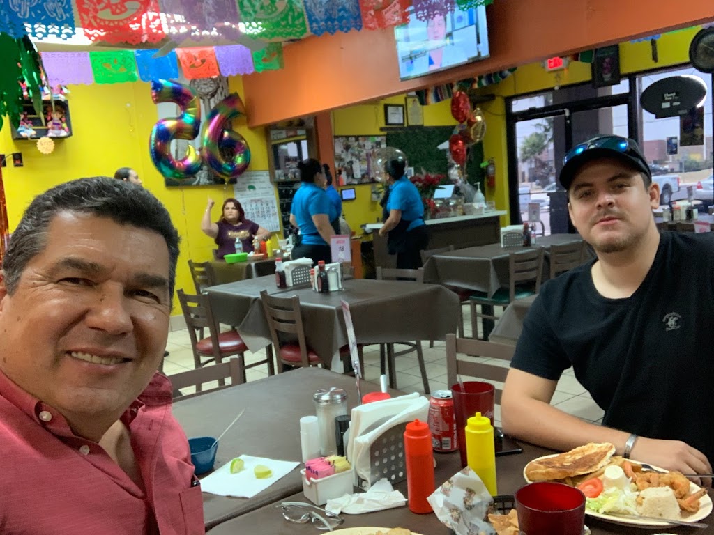 Doña Carmen’s Restaurant | restaurant | 3254 Boca Chica Blvd A, Brownsville, TX 78521, USA | 9565188495 OR +1 956-518-8495