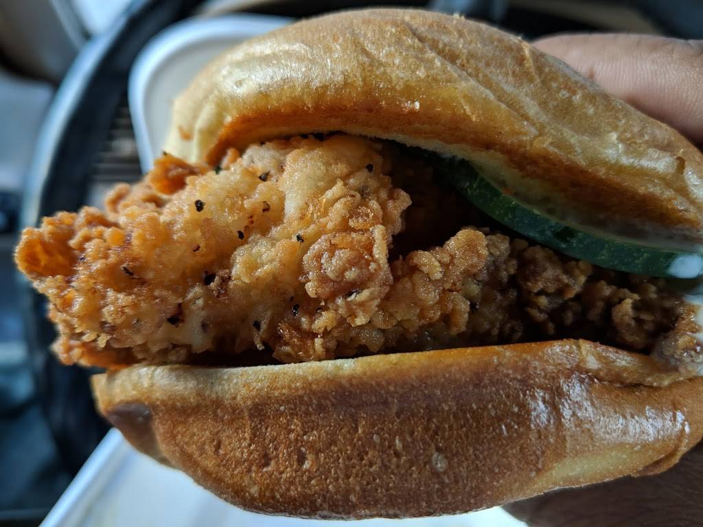 Marinos Cafe | cafe | 100 Cummings Center, Beverly, MA 01915, USA | 9789211507 OR +1 978-921-1507