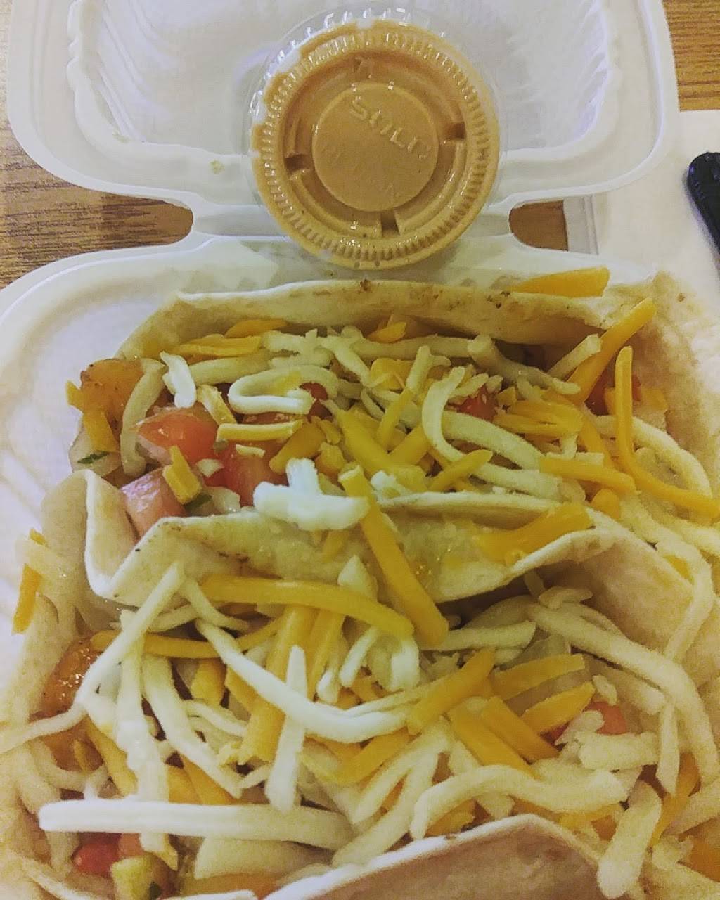 Silvestre Chicken | restaurant | 12500 Fairwood Pkwy, Bowie, MD 20720, USA | 2409294849 OR +1 240-929-4849