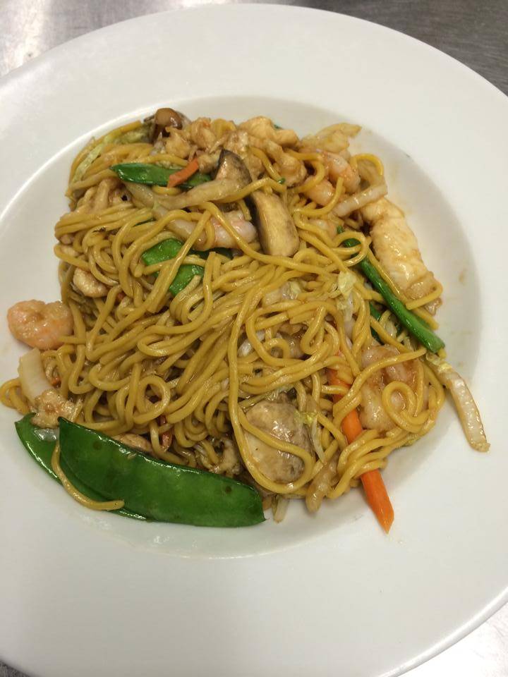 Jade Dragon | restaurant | 7741 Colony Rd ste a4, Charlotte, NC 28226, USA | 7045447797 OR +1 704-544-7797