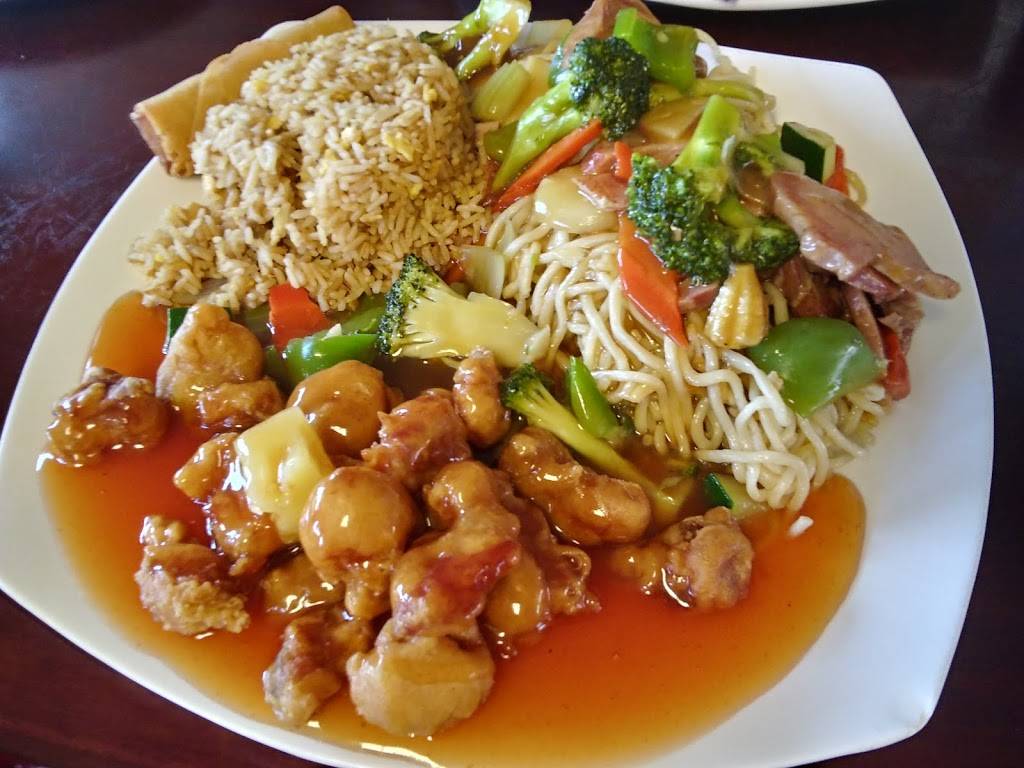 Lee Kitchen | restaurant | 37357 Ave 12, Madera, CA 93636, USA | 5596456888 OR +1 559-645-6888