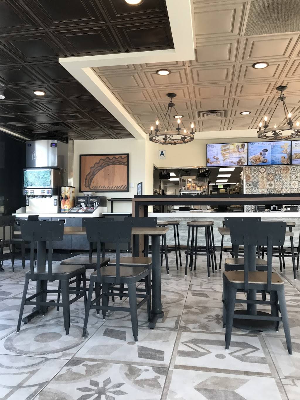 Taco Bell | meal takeaway | 3845 Plaza Dr, Oceanside, CA 92056, USA | 7604076316 OR +1 760-407-6316