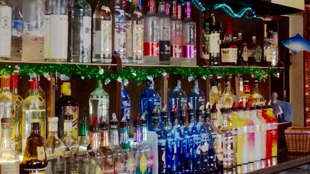 The Coconut Grove Dockside Bar | restaurant | 150 Riverview Ave, National Park, NJ 08063, USA | 8565794065 OR +1 856-579-4065