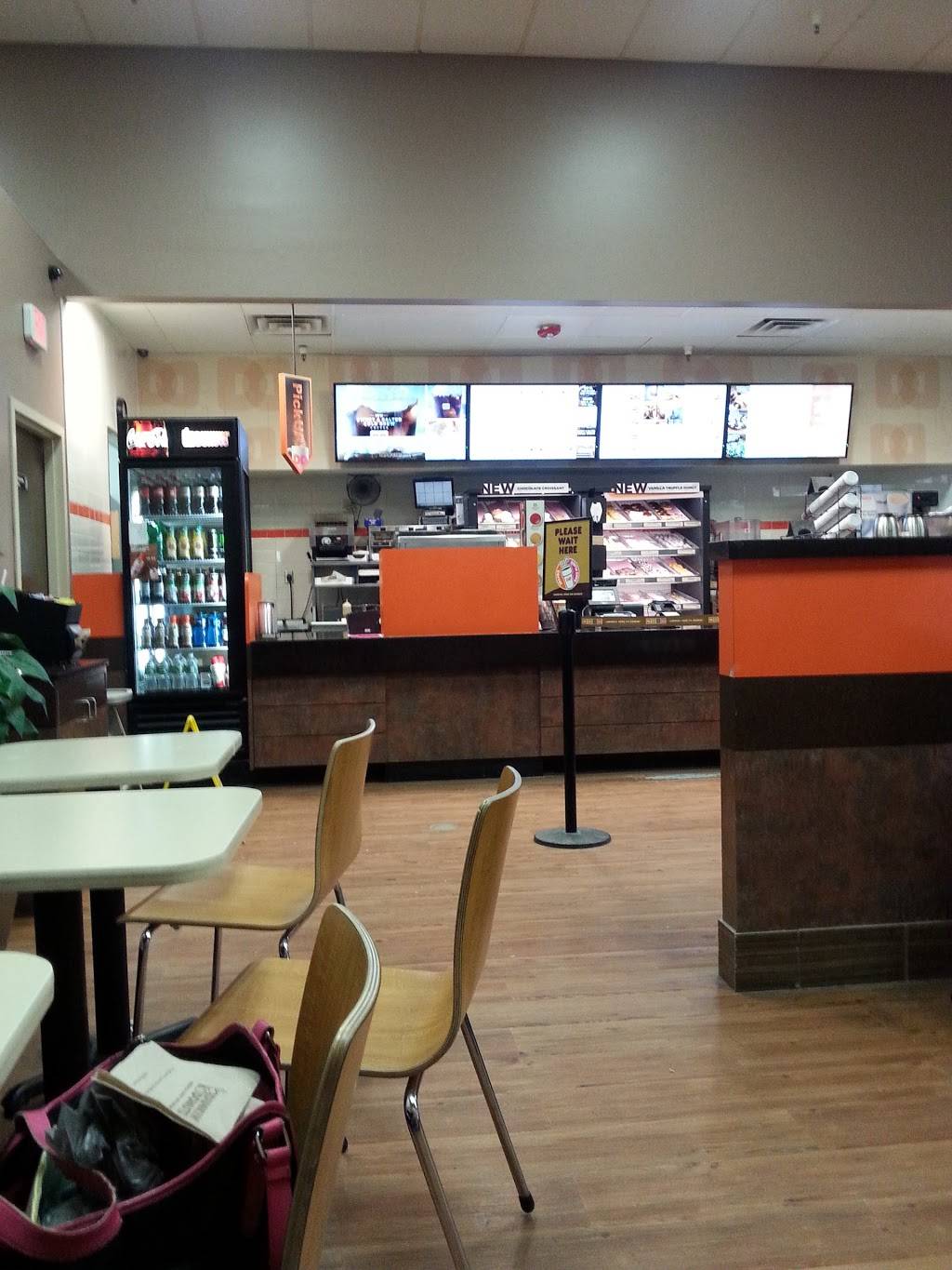 Dunkin | bakery | 201 Civic Center Dr, Augusta, ME 04330, USA | 2076299088 OR +1 207-629-9088