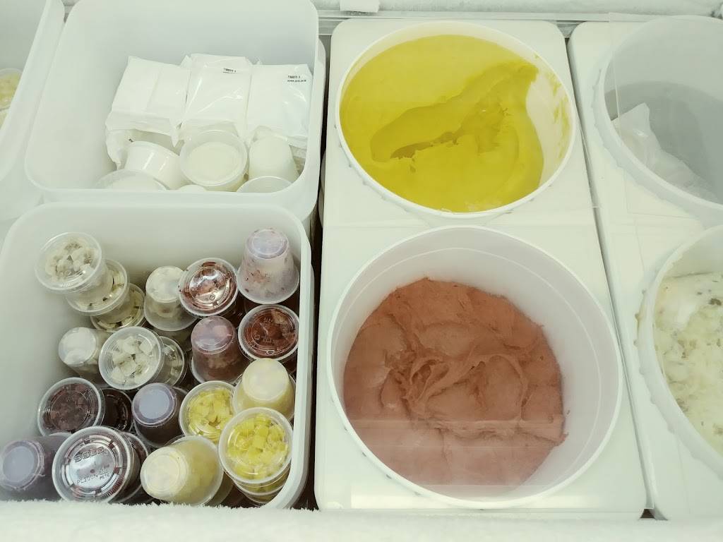 Milk Bar LHirondelle | restaurant | 102 Rue Saint-Laurent, Saint-Eustache, QC J7P 5A4, Canada | 4509832454 OR +1 450-983-2454