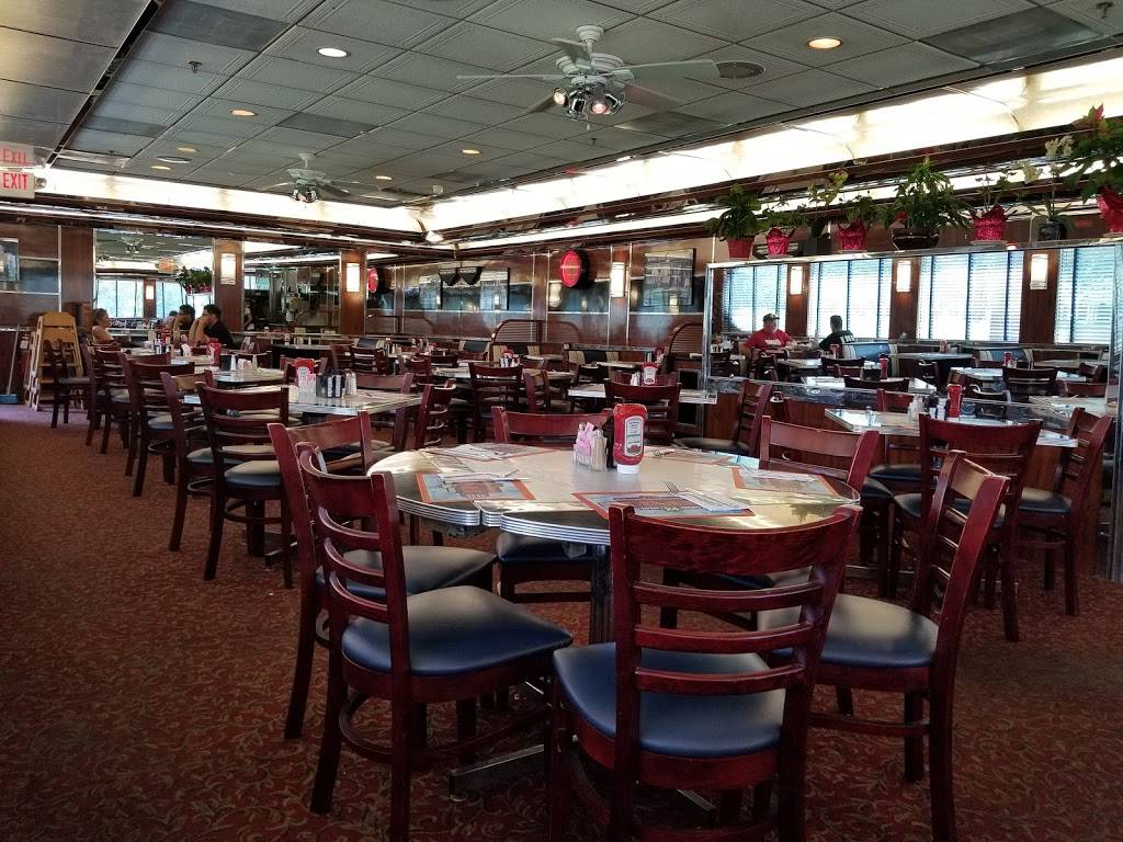Menlo Park Diner | restaurant | 1475 US-1, Edison, NJ 08837, USA | 7324941760 OR +1 732-494-1760