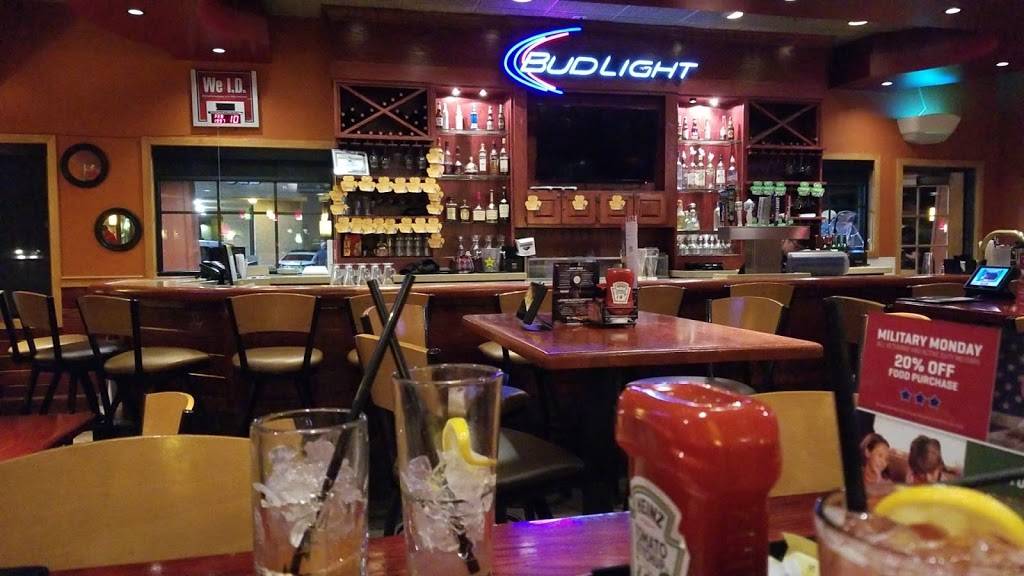 Applebees Grill + Bar | restaurant | 57796 Twentynine Palms Highway, Yucca Valley, CA 92284, USA | 7603652900 OR +1 760-365-2900