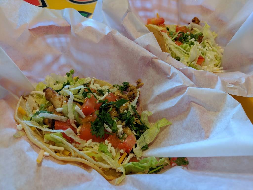 Fuzzys Taco Shop | restaurant | 1601 E Debbie Ln #1101, Mansfield, TX 76063, USA | 8174531682 OR +1 817-453-1682