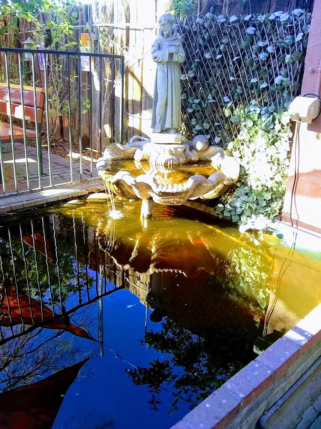 Casey Moores Oyster House | restaurant | 850 S Ash Ave, Tempe, AZ 85281, USA | 4809689935 OR +1 480-968-9935