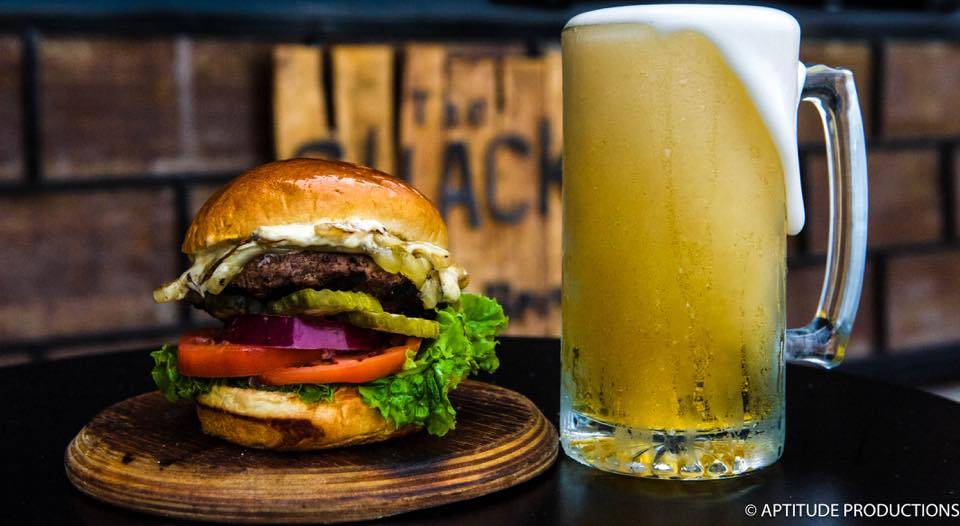 The Shack Wings & Brews | restaurant | 9120 Viscount Blvd, El Paso, TX 79925, USA | 9156265323 OR +1 915-626-5323