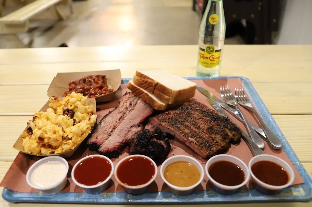 Maples Barbecue | restaurant | 1800 NW 16th St, Oklahoma City, OK 73106, USA | 4056043344 OR +1 405-604-3344