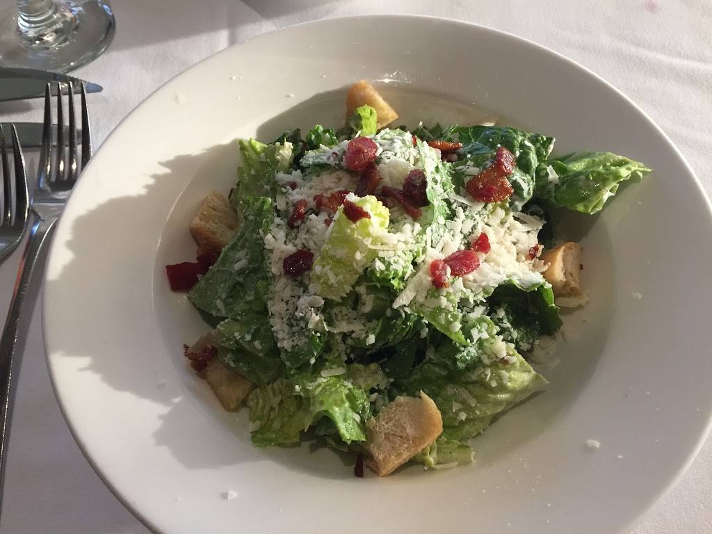 Davids Restaurant | restaurant | 168 New Lake Shore Rd, Port Dover, ON N0A 1N3, Canada | 5195830706 OR +1 519-583-0706