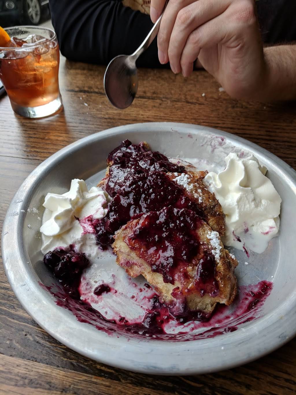 Boomtown Biscuits & Whiskey | restaurant | 1201 Broadway St, Cincinnati, OH 45202, USA | 5133812666 OR +1 513-381-2666