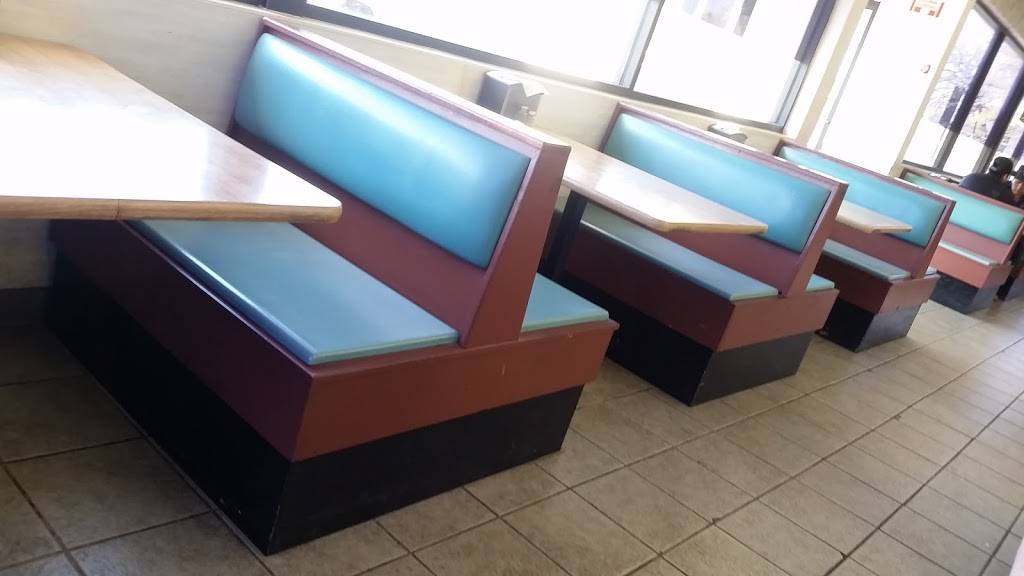 Burger Tex | restaurant | 5610 Gessner Rd, Houston, TX 77041, USA | 7138950991 OR +1 713-895-0991