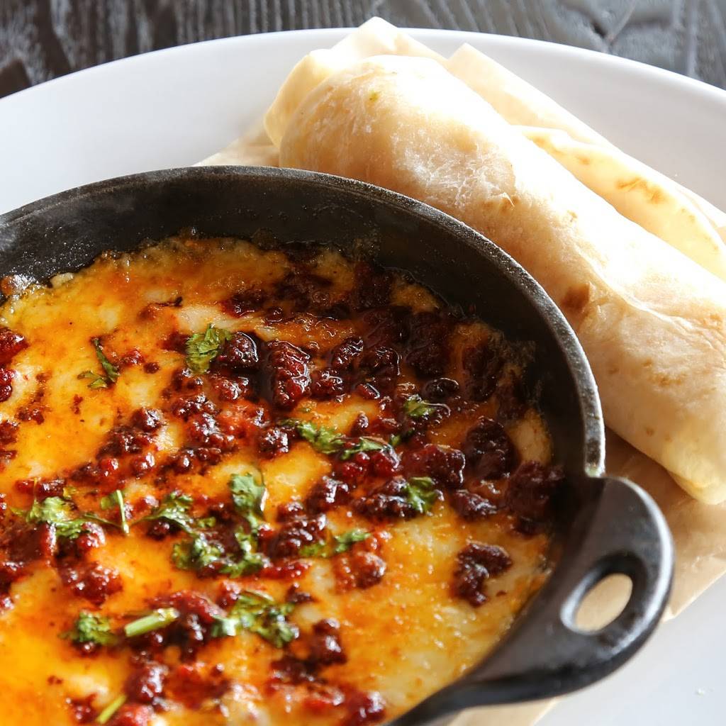 Mias Cantina - Wheeling | restaurant | 373 W Dundee Rd, Wheeling, IL 60090, USA | 8472438375 OR +1 847-243-8375