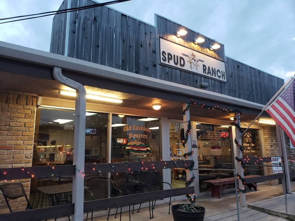 Spud Ranch | restaurant | 118 Common St, New Braunfels, TX 78130, USA | 8303874466 OR +1 830-387-4466
