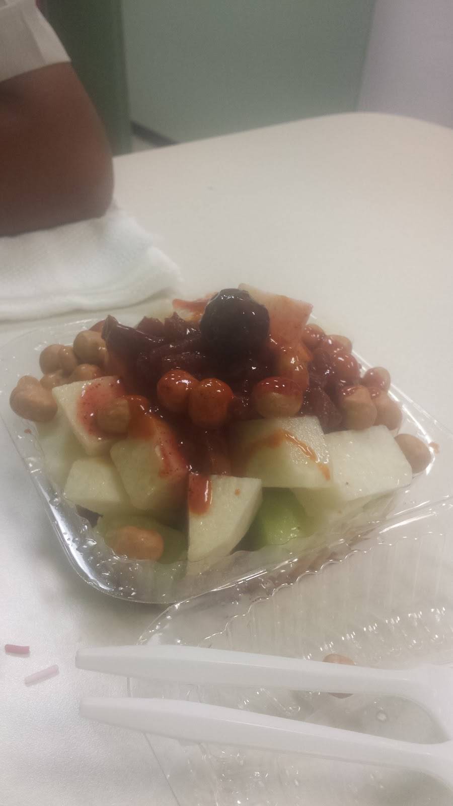 Paleteria La Pina Loca | restaurant | 14073 Main St #111, Hesperia, CA 92345, USA | 7602442697 OR +1 760-244-2697