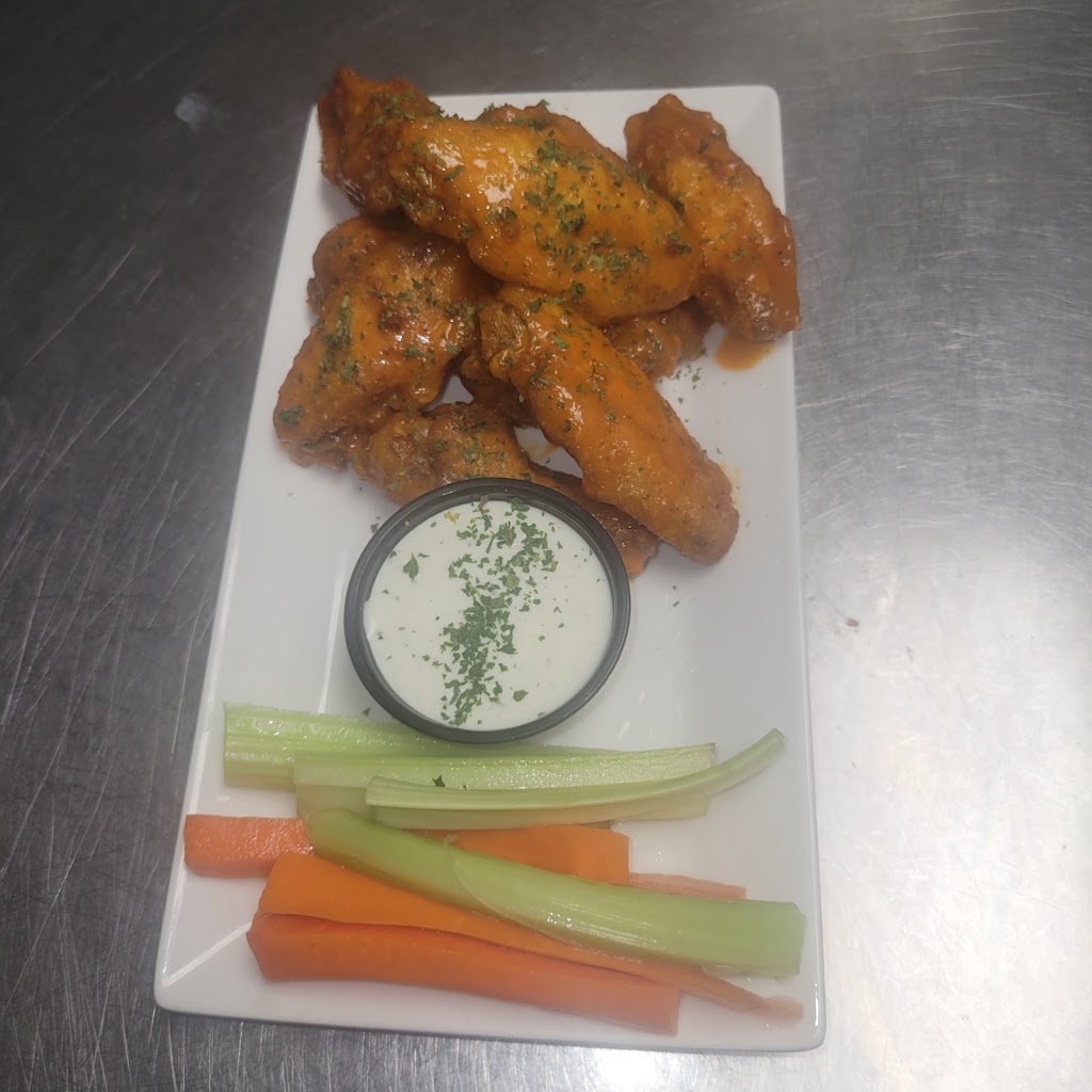 The Midway Bar And Grill | restaurant | 330 3rd St, West Sacramento, CA 95605, USA | 9169429572 OR +1 916-942-9572