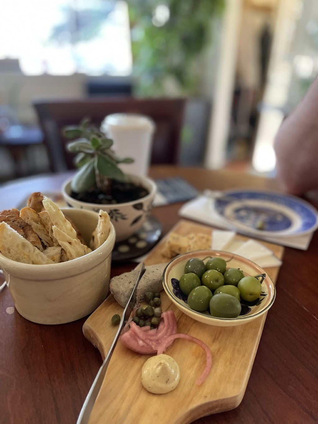 Bodega Wine Store | restaurant | 180 Laurel St, Florence, OR 97439, USA | 5415903833 OR +1 541-590-3833