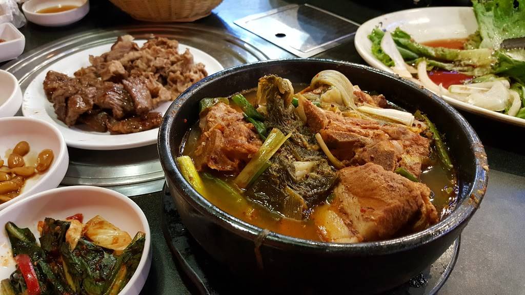 92 Town Korean BBQ Restaurant | restaurant | 243 W Golf Rd, Schaumburg, IL 60195, USA | 8475191717 OR +1 847-519-1717