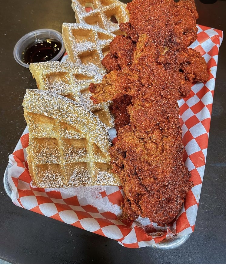 Club Life Chicken Waffles | cafe | 538 Meridian Ave, Miami Beach, FL 33139, USA | 3054560946 OR +1 305-456-0946