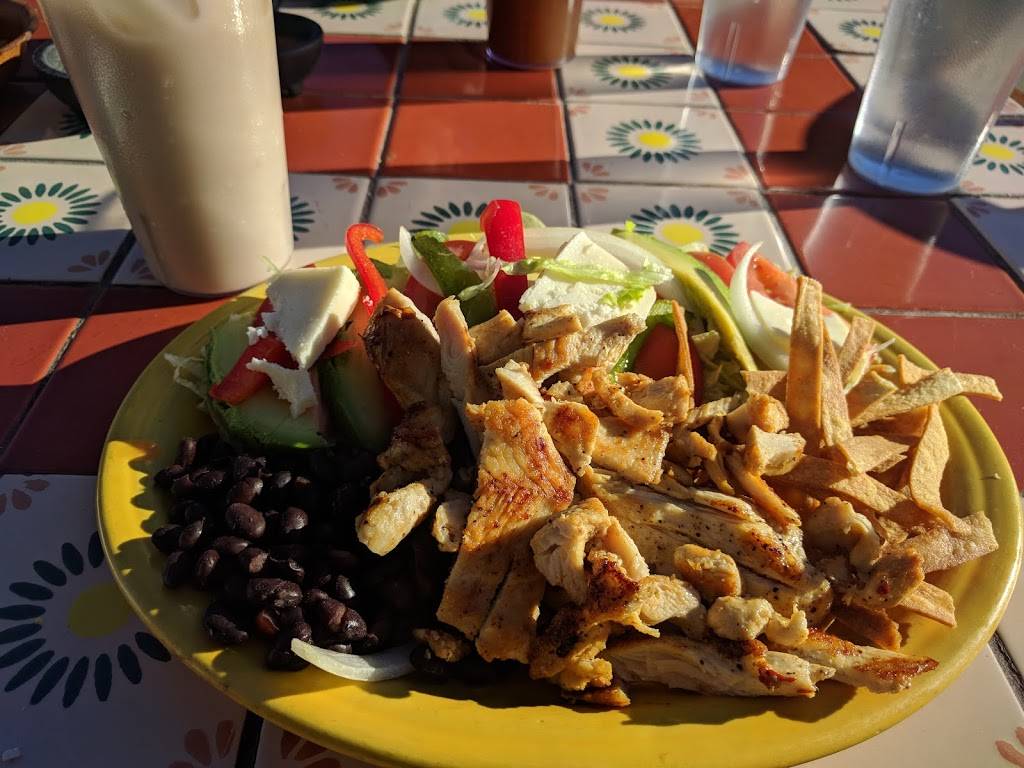 El Molcajete | restaurant | 1129 S Cloverdale Blvd, Cloverdale, CA 95425, USA | 7078944495 OR +1 707-894-4495