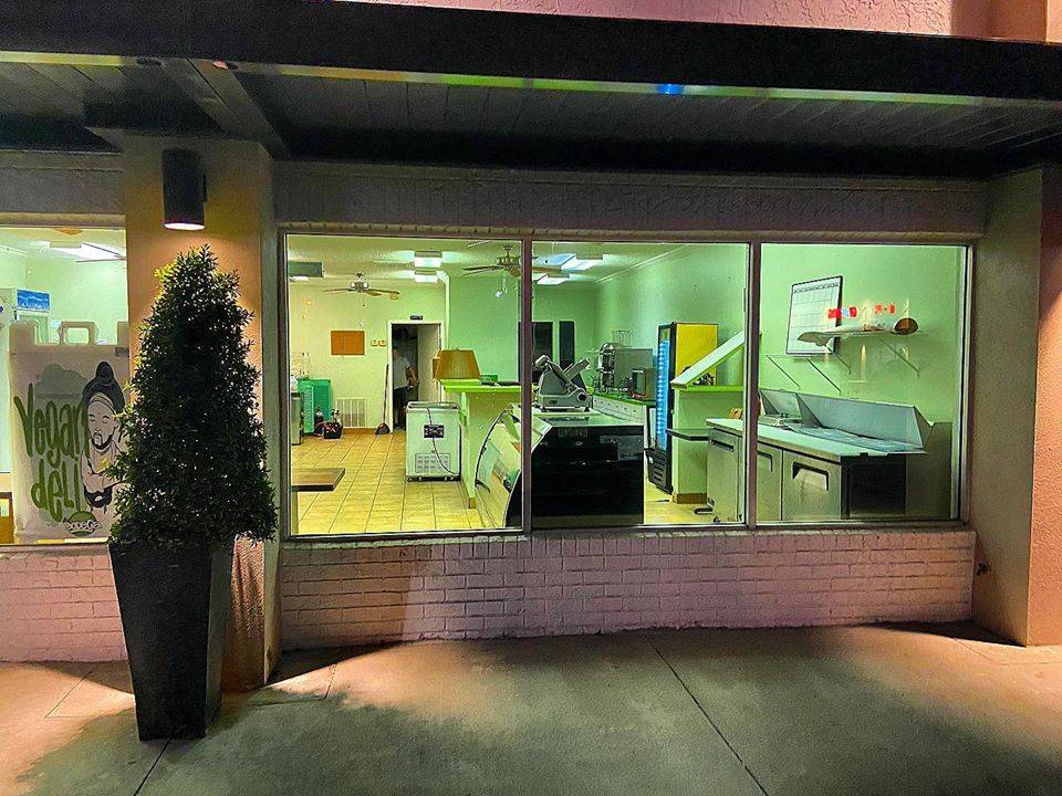 Dunedin Vegan Deli | restaurant | 2340 FL-580 Suite B, Clearwater, FL 33763, USA | 7277546002 OR +1 727-754-6002