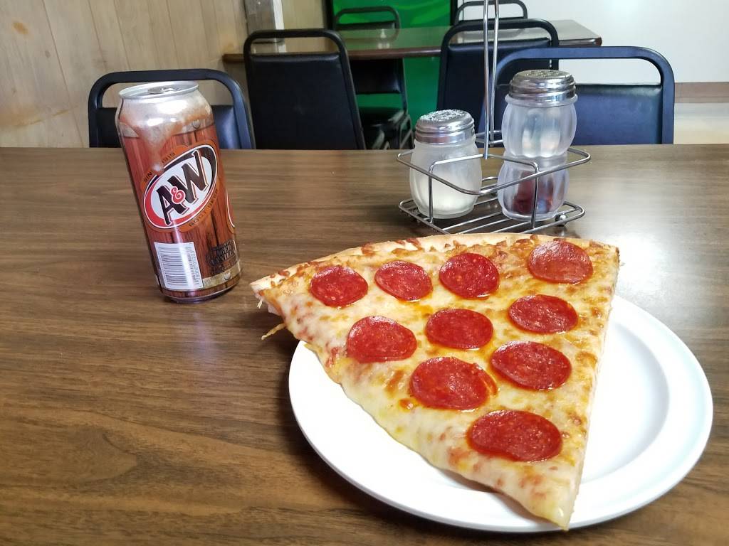 Pizza Plus | restaurant | 1527 S State St, Lockport, IL 60441, USA | 8158385270 OR +1 815-838-5270