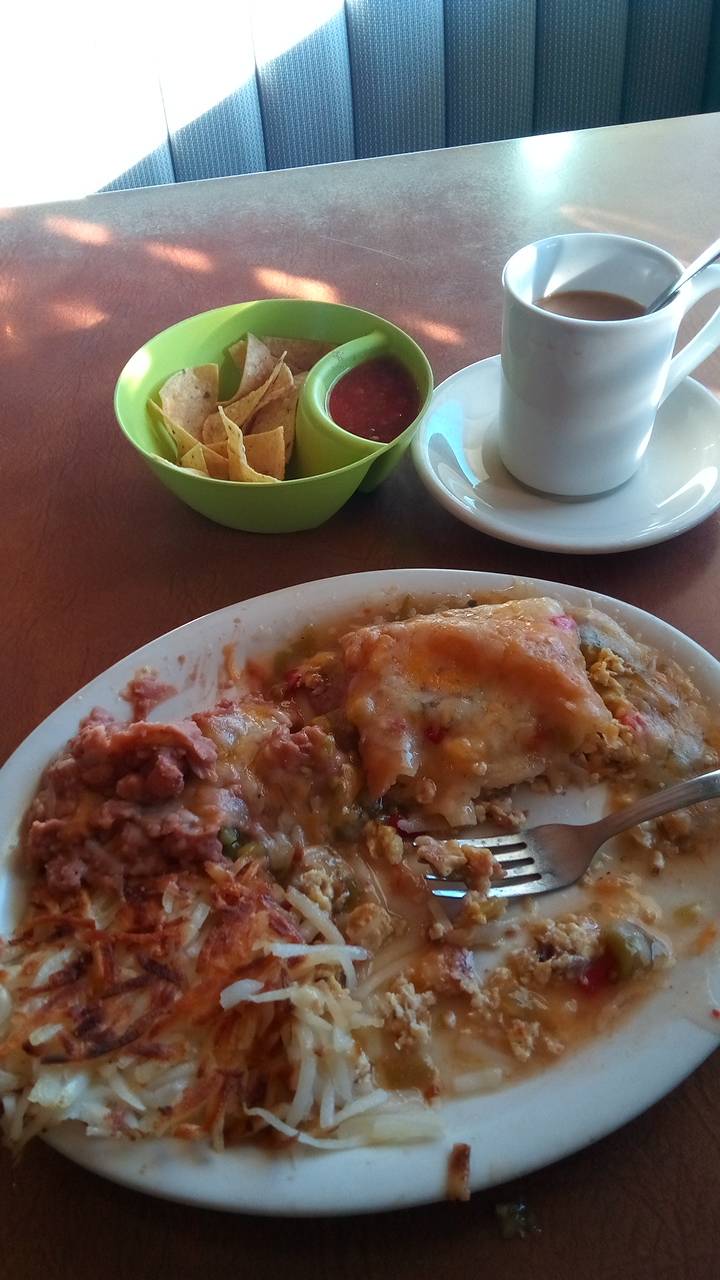 Beas New Mexican Restaurant | restaurant | 8603 Zuni Rd SE, Albuquerque, NM 87108, USA | 5052320507 OR +1 505-232-0507