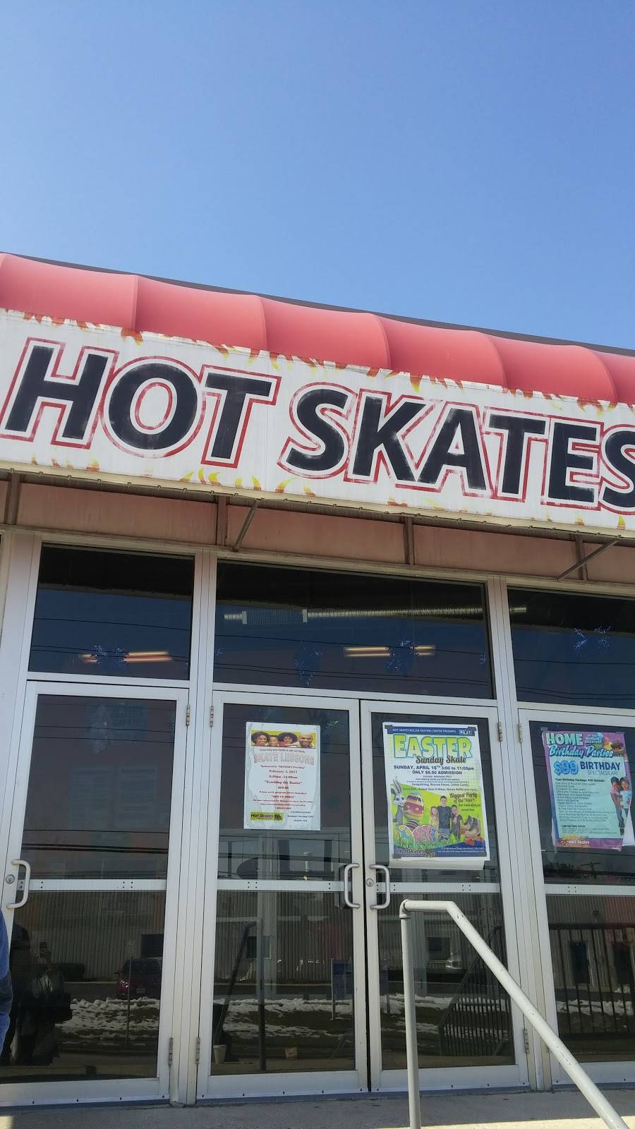 Hot Skates | restaurant | 1716 Whitehead Rd, Woodlawn, MD 21207, USA | 4102657525 OR +1 410-265-7525