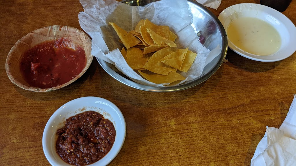 El Parian | restaurant | 1501 N Church St, Atkins, AR 72823, USA | 4796410085 OR +1 479-641-0085