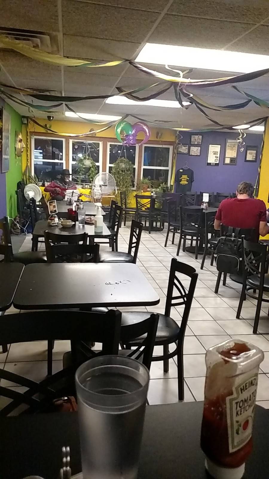 Fat Tuesday | restaurant | 6112 SW 9th St, Des Moines, IA 50315, USA | 5152853552 OR +1 515-285-3552