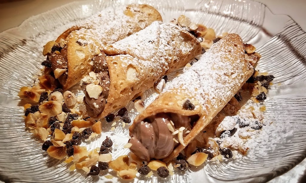 Carusos Grocery | restaurant | 914 14th St SE, Washington, DC 20003, USA | 0000000000 OR +1 0000000000