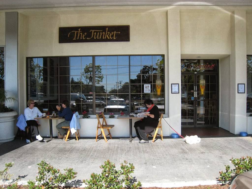 The Junket European Café and Delicatessen | cafe | 235 El Cerrito Plaza, El Cerrito, CA 94530, USA | 5105244622 OR +1 510-524-4622
