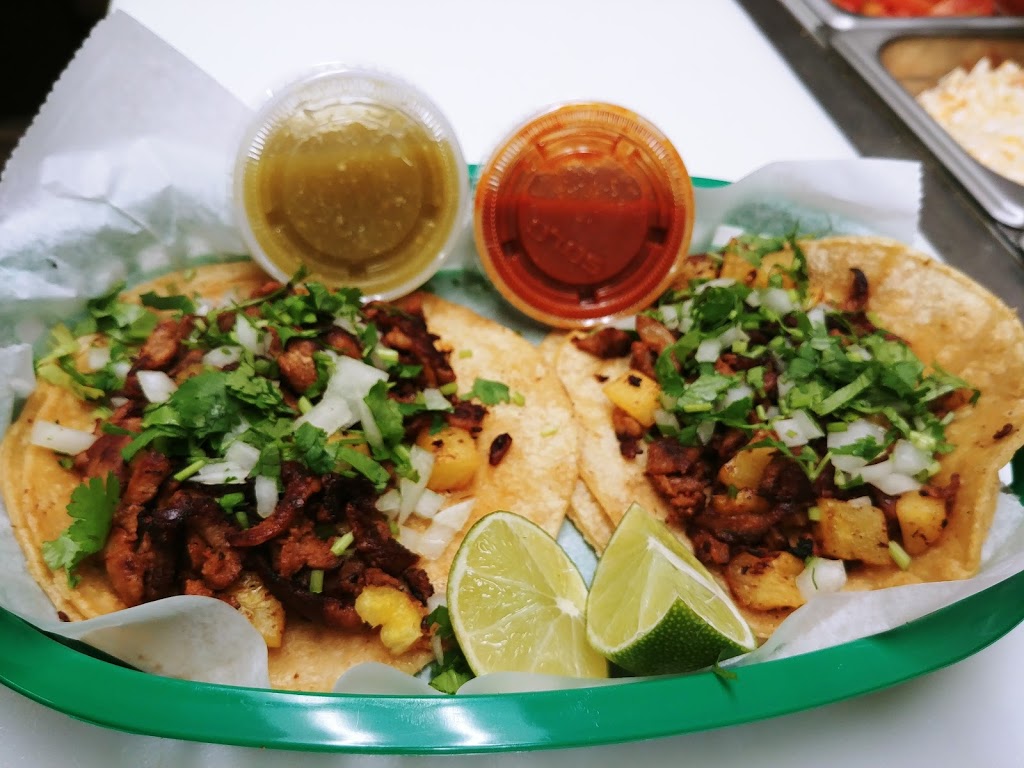 Pachecos Tacos | restaurant | 7301 S Kedzie Ave, Chicago, IL 60629, USA | 7737764996 OR +1 773-776-4996