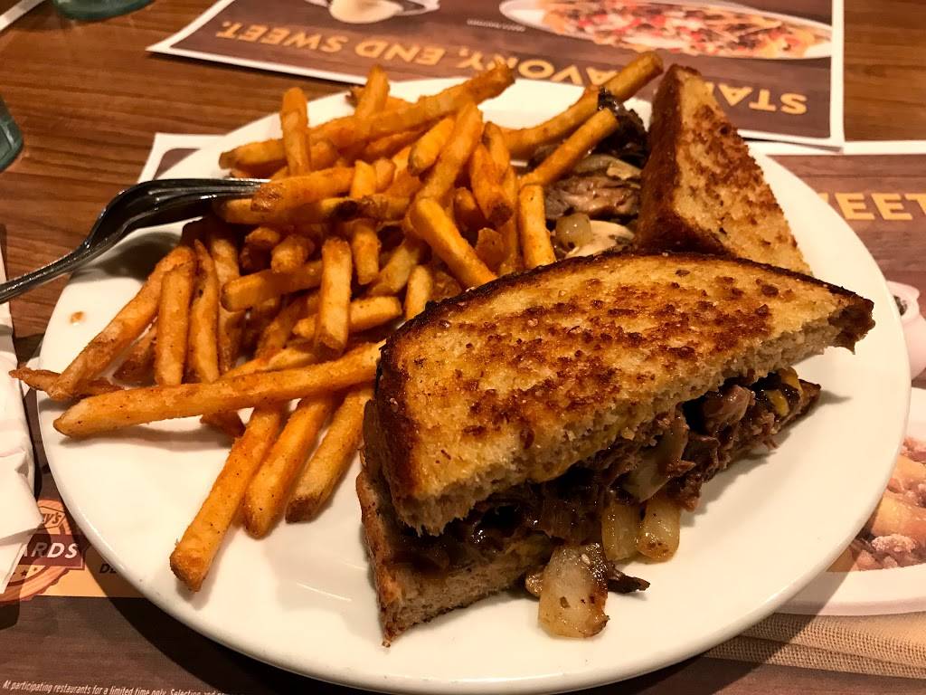 Dennys | restaurant | 110 Bonita Rd, Chula Vista, CA 91910, USA | 6194257211 OR +1 619-425-7211