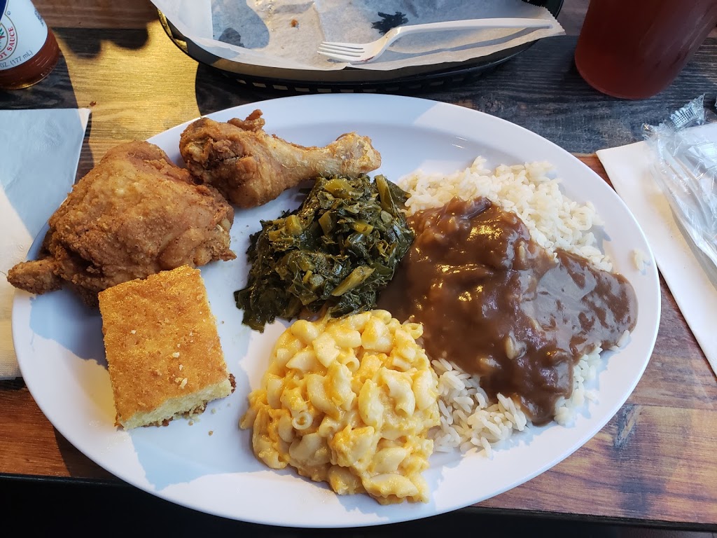 Mamas Soul Food Restaurant | restaurant | 1013 W Brandon Blvd, Brandon, FL 33511, USA | 8133307012 OR +1 813-330-7012