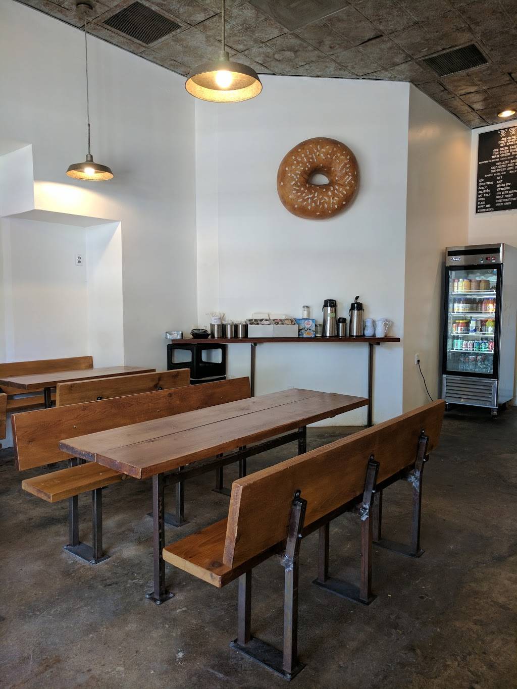 Sams Bagels | bakery | 2905 Main St, Santa Monica, CA 90405, USA | 3103926373 OR +1 310-392-6373