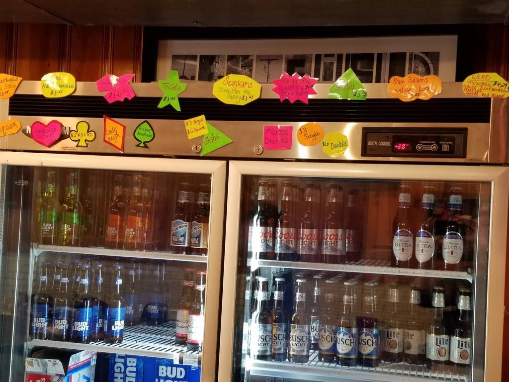 Eagles Nest Grill | restaurant | 101-199 S Washington St, Westfield, IL 62474, USA | 2179675550 OR +1 217-967-5550