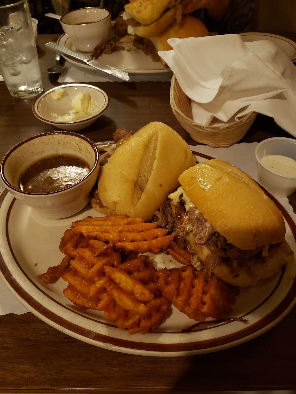 Club Calpella Restaurant | restaurant | 6175 N State St, Ukiah, CA 95482, USA | 7074858630 OR +1 707-485-8630