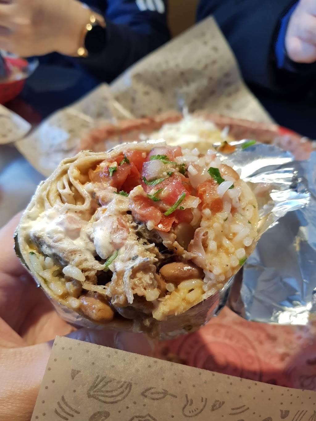 Chipotle Mexican Grill | restaurant | 4000 Factoria Blvd SE, Bellevue, WA 98006, USA | 4256414664 OR +1 425-641-4664