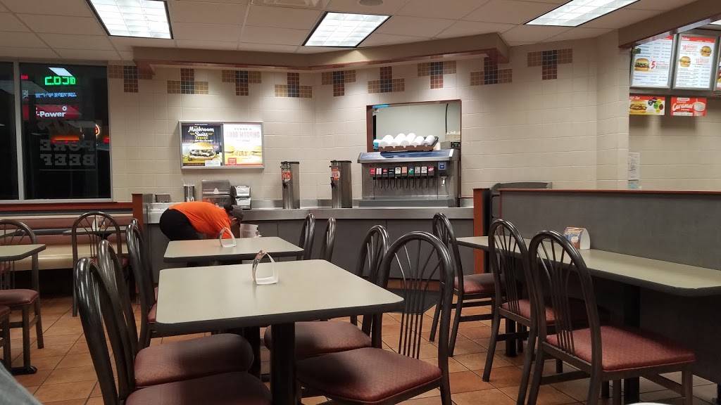 Whataburger | restaurant | 1101 1st St S, Alabaster, AL 35007, USA | 2056204188 OR +1 205-620-4188