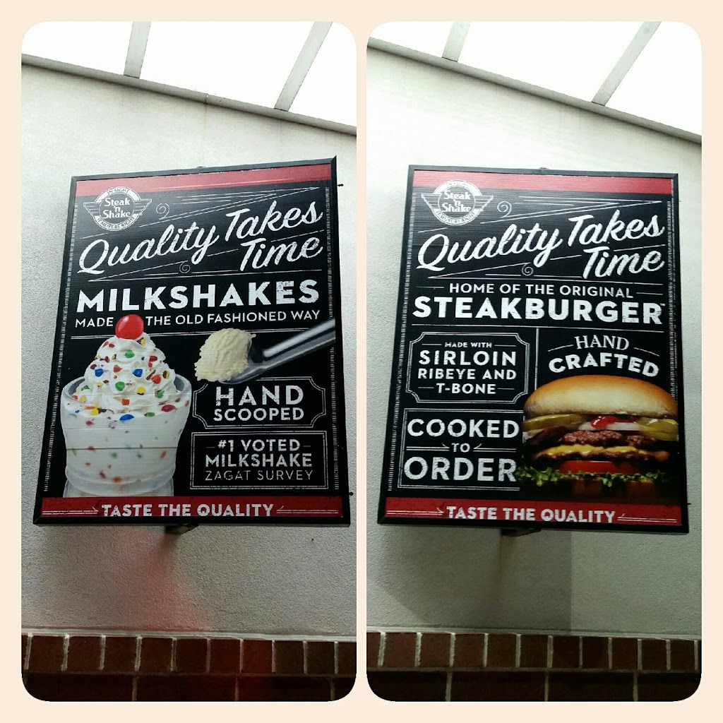 Steak n Shake | restaurant | 630 S Sutton Rd, Streamwood, IL 60107, USA | 6304978109 OR +1 630-497-8109