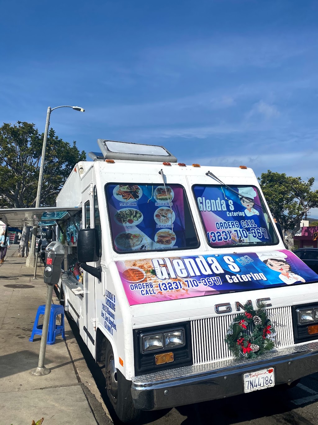 Glenda’s Catering | restaurant | Sunset EB & Carey NS, Pacific Palisades, CA 90272, USA | 3237103647 OR +1 323-710-3647