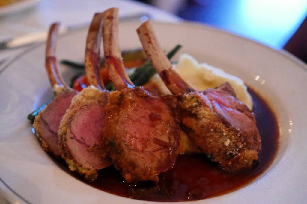 Grappa Restaurant | restaurant | 690 The Queensway, Etobicoke, ON M8Y 1K9, Canada | 4165353337 OR +1 416-535-3337