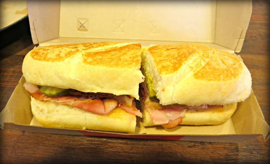 Arbys | restaurant | 450 W North St, Kendallville, IN 46755, USA | 2603476999 OR +1 260-347-6999