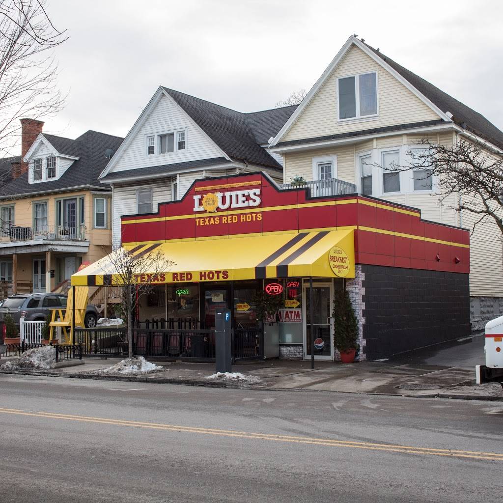 Louies Texas Red Hots | restaurant | 1098 Elmwood Ave, Buffalo, NY 14222, USA | 7168824687 OR +1 716-882-4687